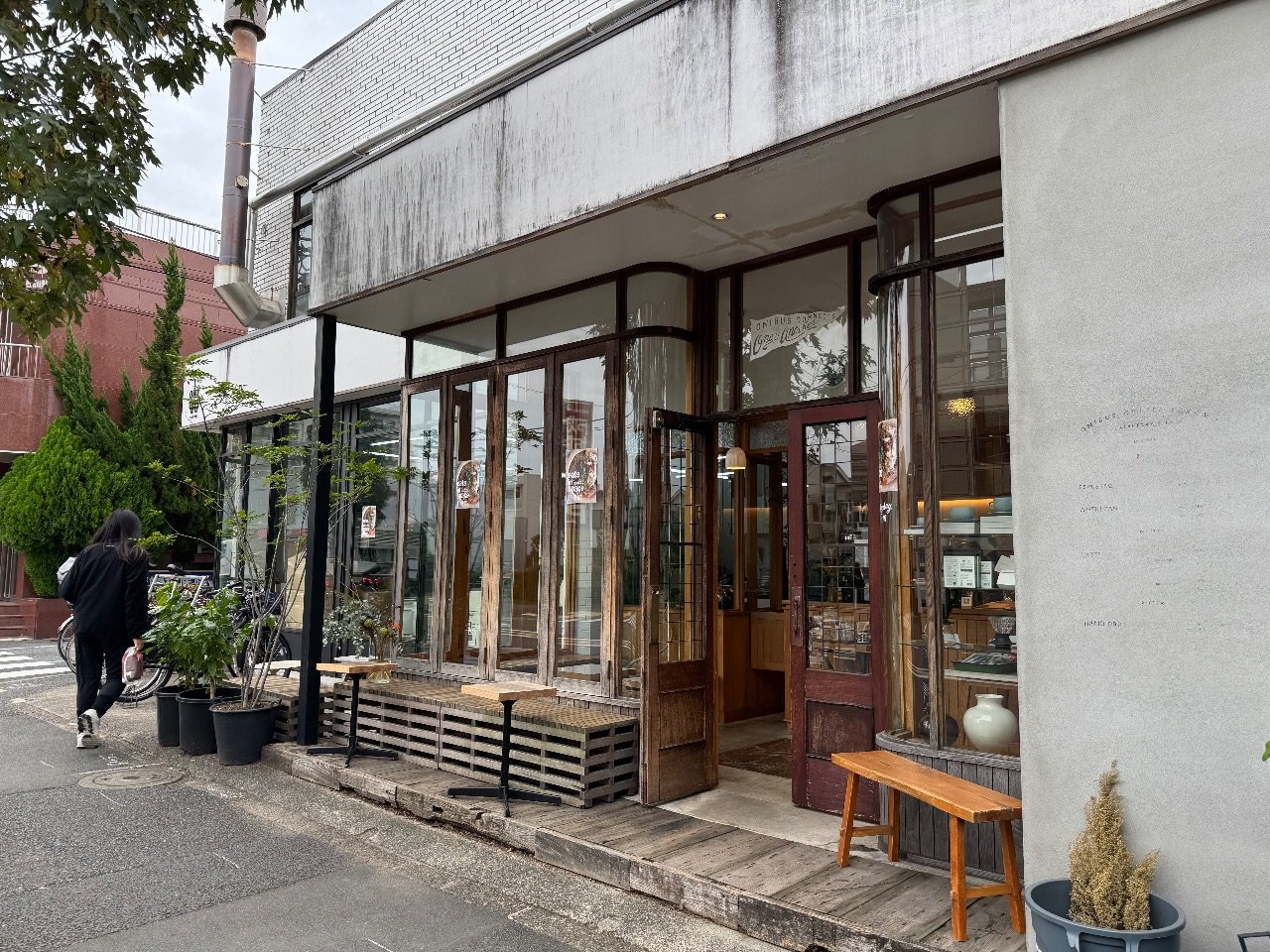 ONIBUS COFFEE 八雲店