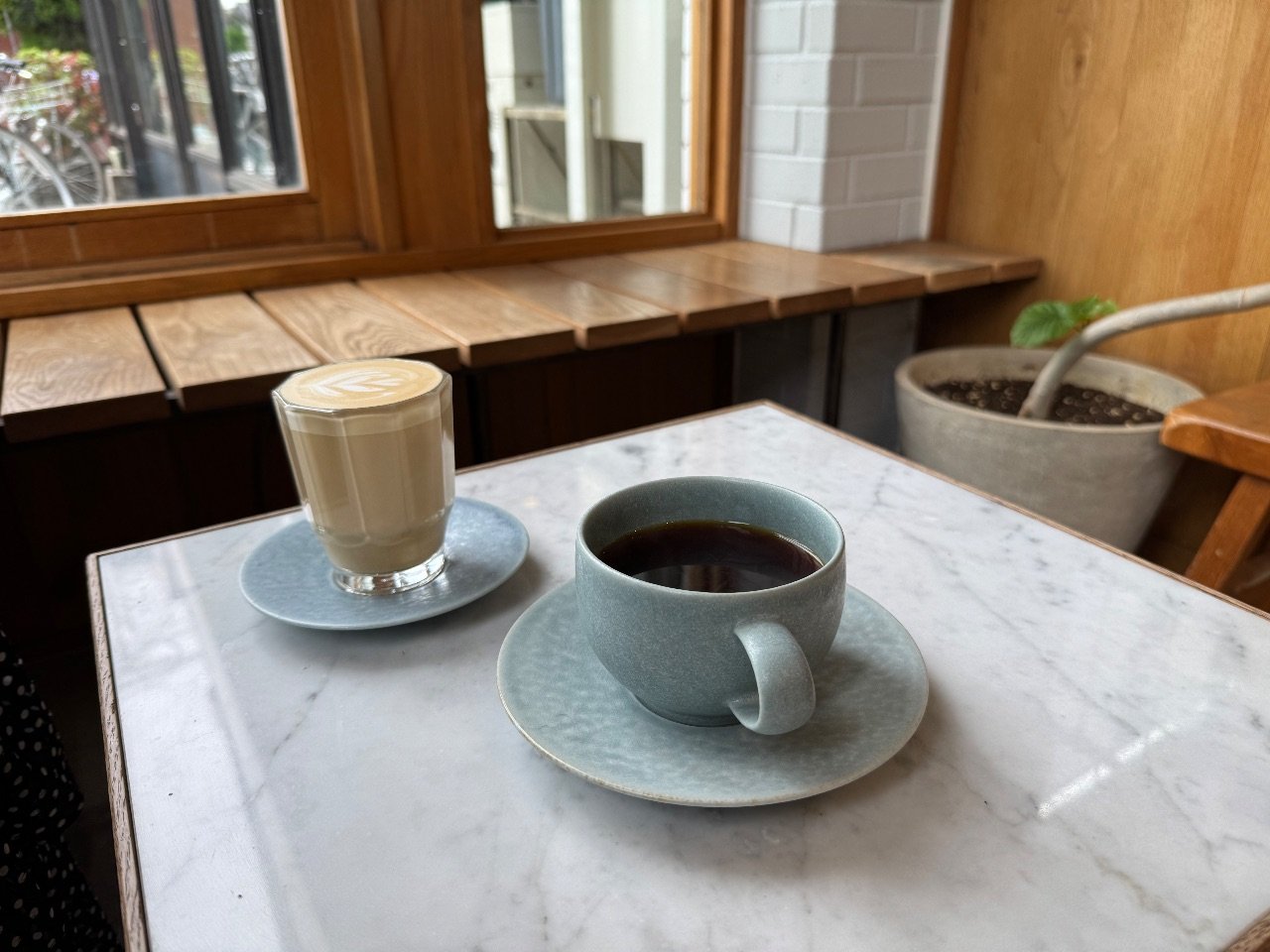 ONIBUS COFFEE 八雲店