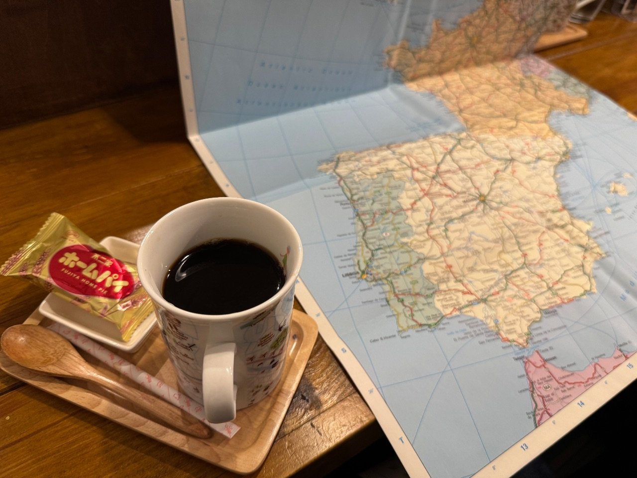 地理系ブックカフェ空想地図