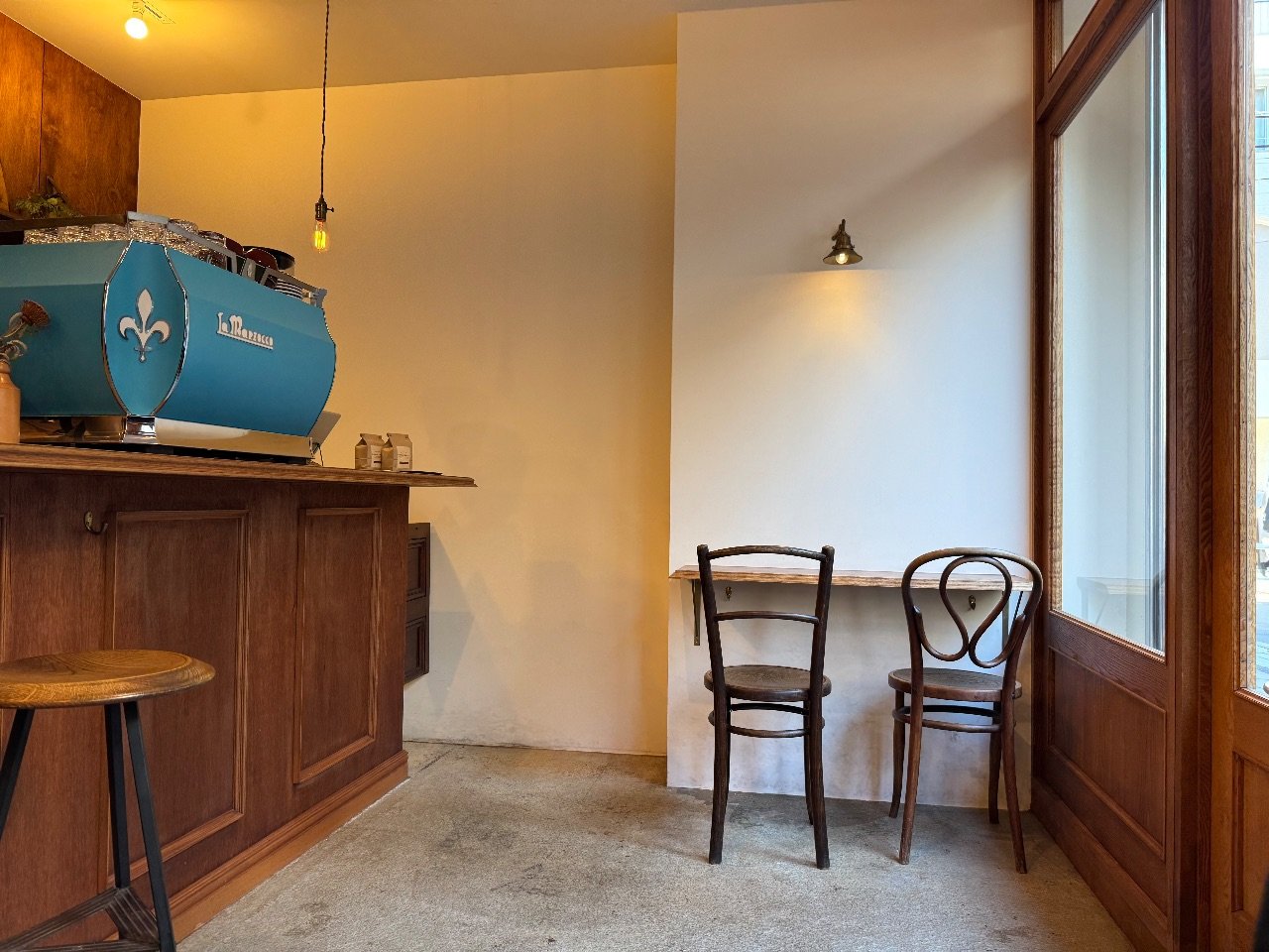 BLUEM COFFEE COUNTER