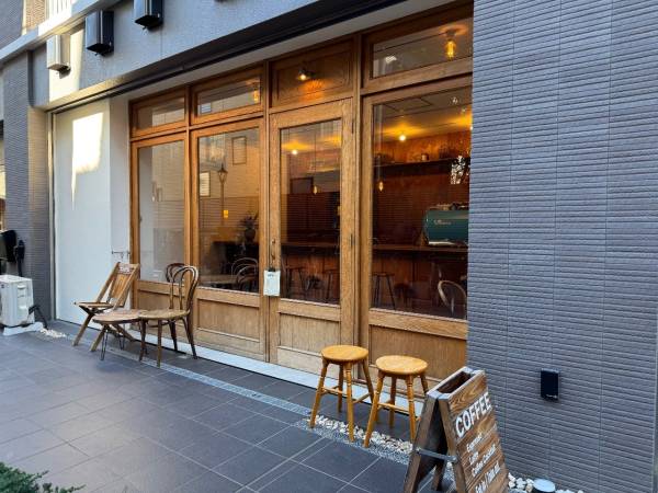 BLUEM COFFEE COUNTER